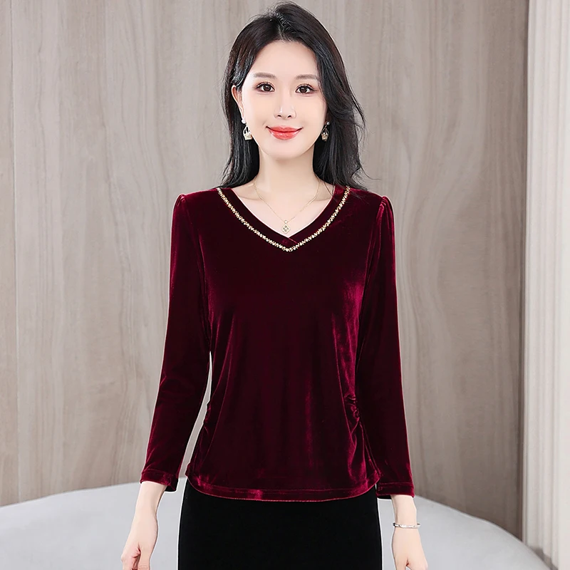 

Velvet round Ne Pearl Embellied Loose Fit Age-Defng Base irt Women's Faionable Gold Velvet Inner irt Top