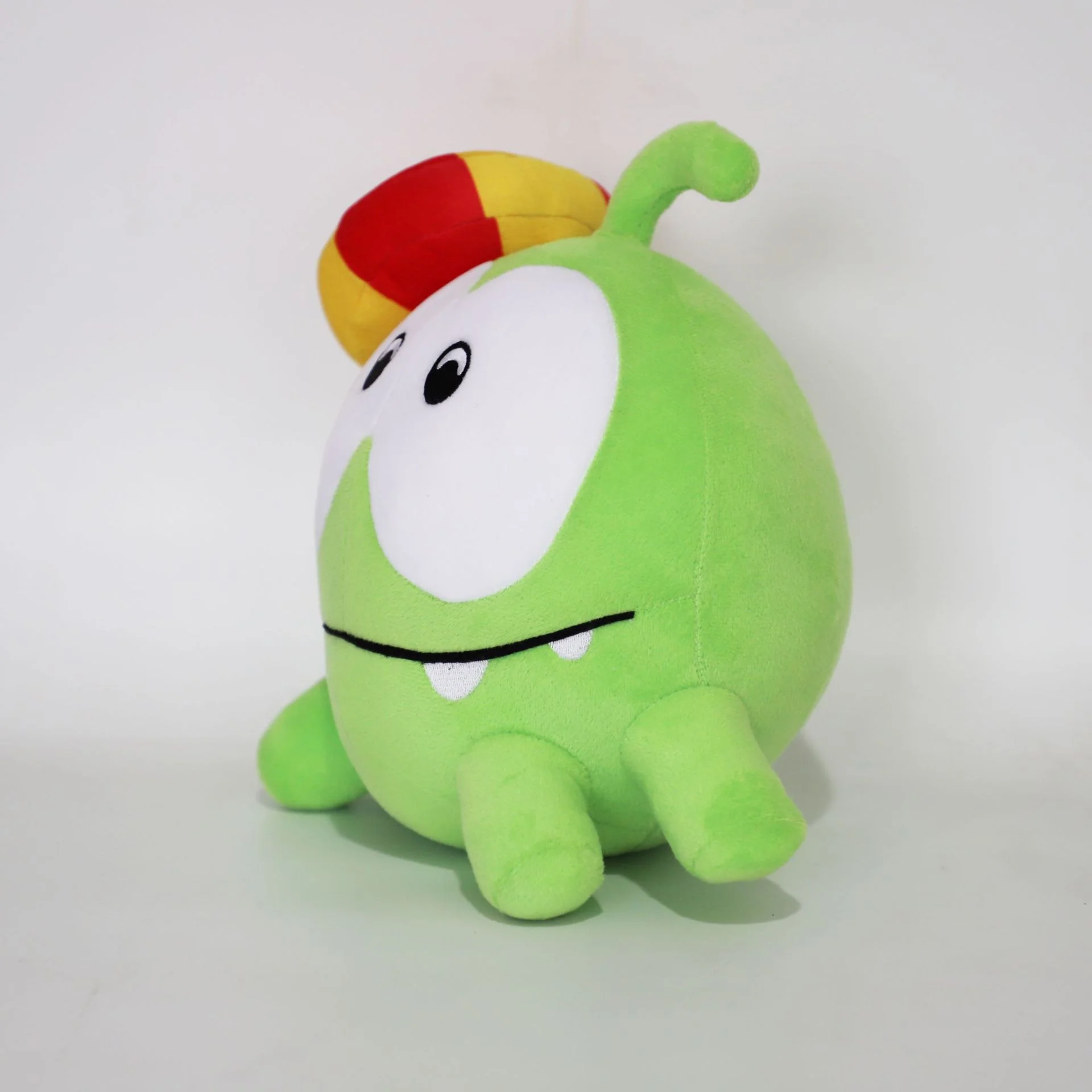 

Милая зеленая плюшевая игрушка Ом Ном, мягкая мультяшная фигурка для праздничного подарка