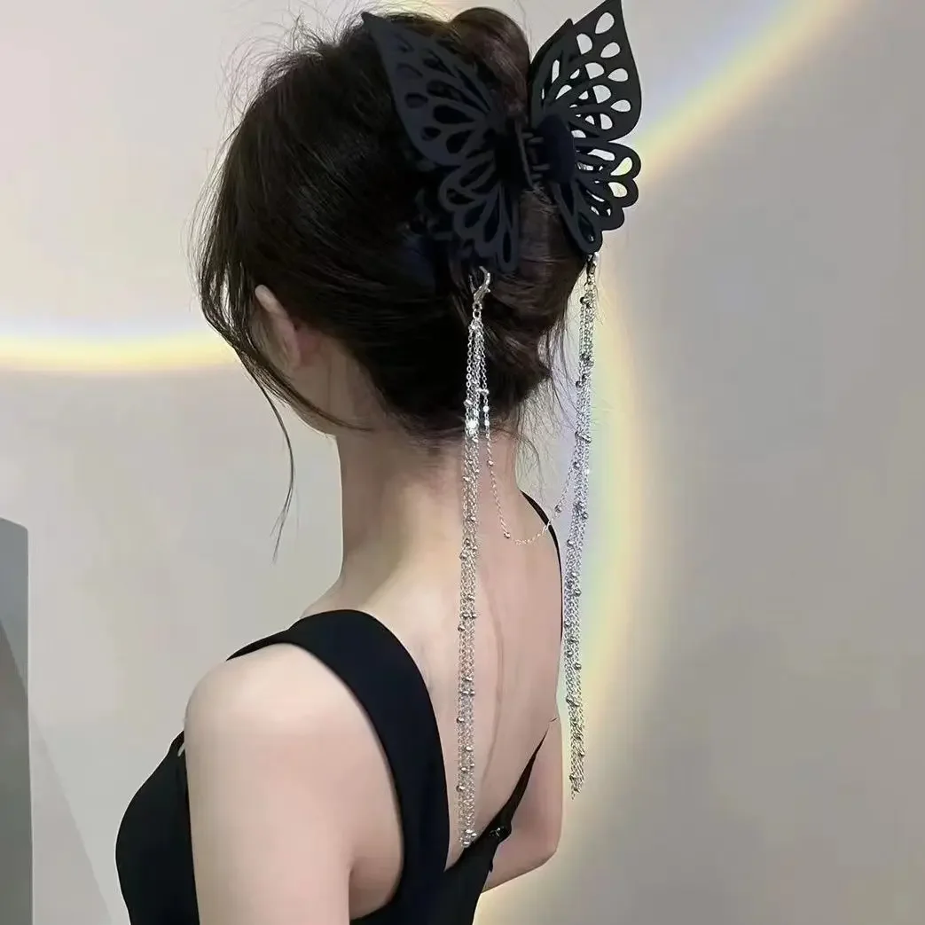 Women Solid Color Korean Fashion Hair Claws Hollow Out Hair Accessory Super Large Butterfly Chain Tassel Hair Clip for Girls