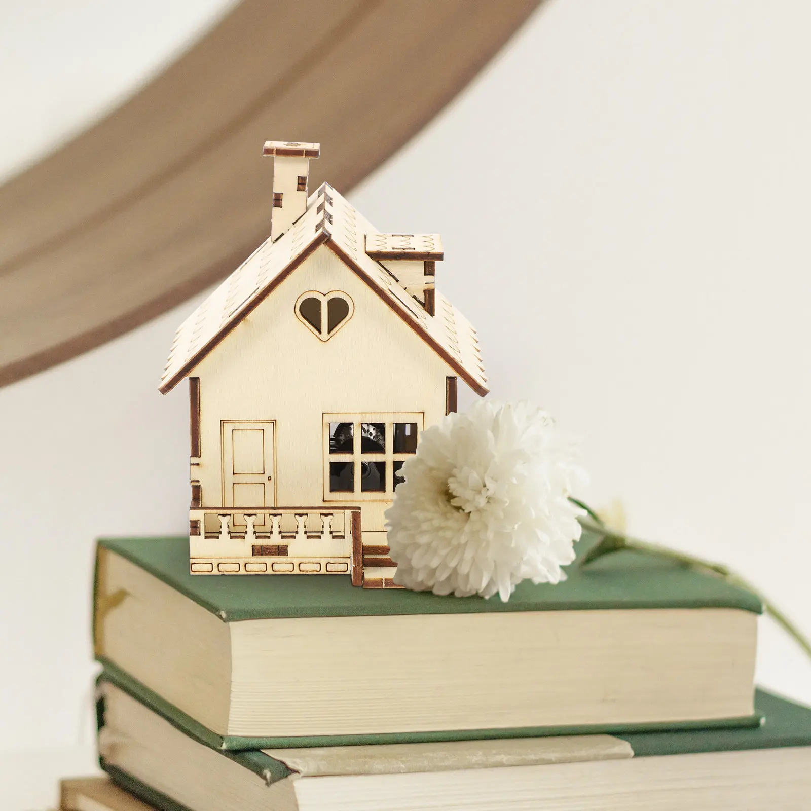 

Wooden Music Box Hand Shake Exquisite Creative Home Decoration Kids Music Plaything Desktop Gift Lovely Musical Ornament