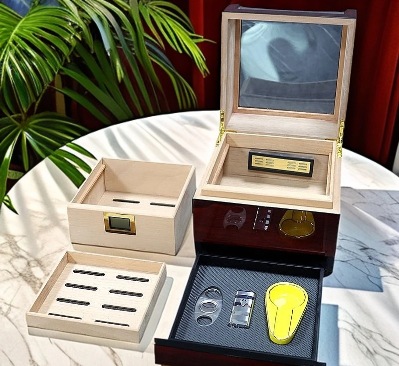 صندوق تنقية سيجار من خشب الأرز مطلي بالبيانو، علبة سجائر من الخشب الصلب ذات سعة كبيرة