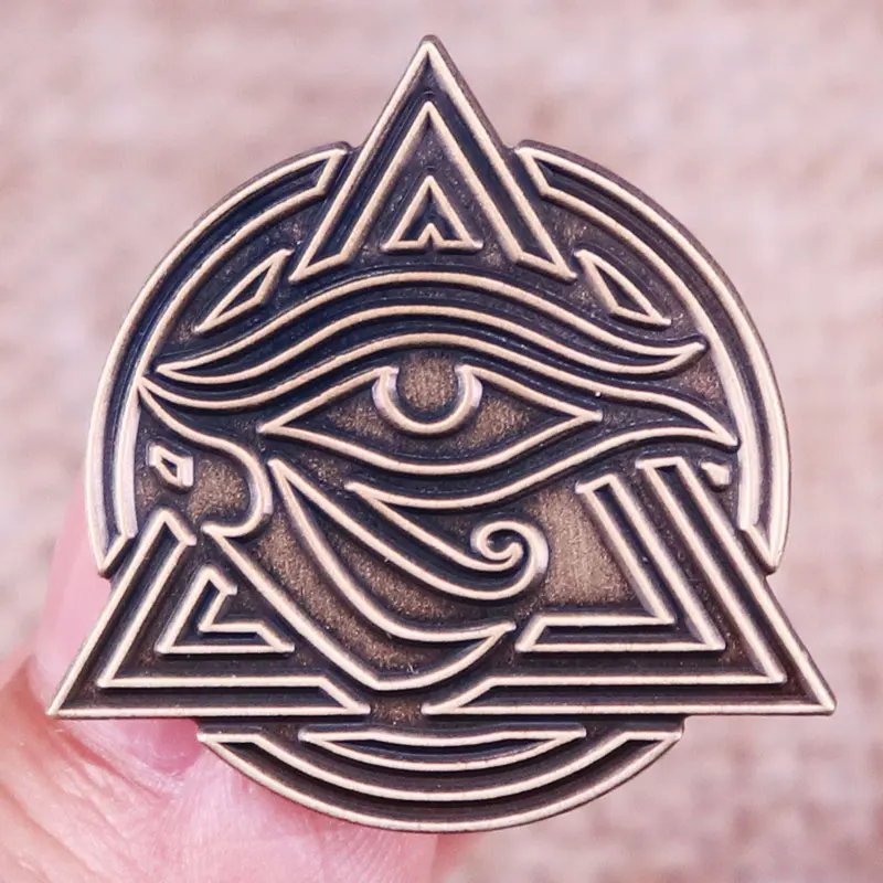 Ancient Egyptian Symbol Eye of Horus In Triangle Enamel Pin Retro Badge Brooch Backpack Decoration Jewelry