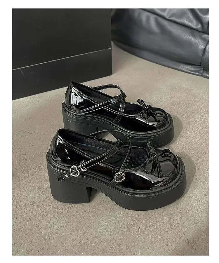 Damen-Pumps mit runder Zehenpartie für den Frühling, Mary Janes-Schuhe mit klobigem Absatz, Plateauschuhe für Damen, Kleiderschuhe für Studentinnen, Lolita-Schuhe mit Absatz für Damen – Detail 9