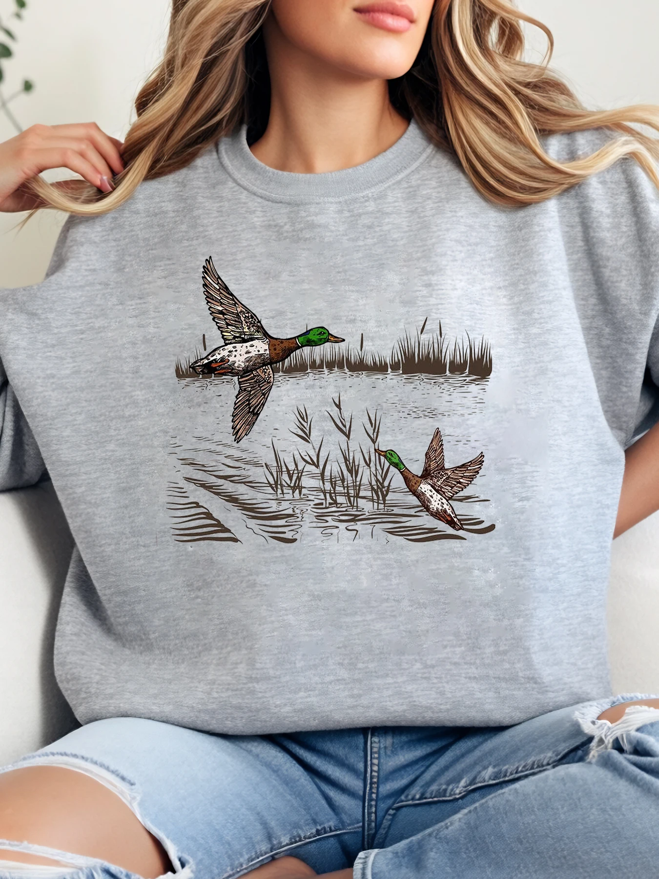 

Толстовка с круглым вырезом с принтом Duck Flying over Marsh, женский повседневный наряд на День Благодарения, большие размеры