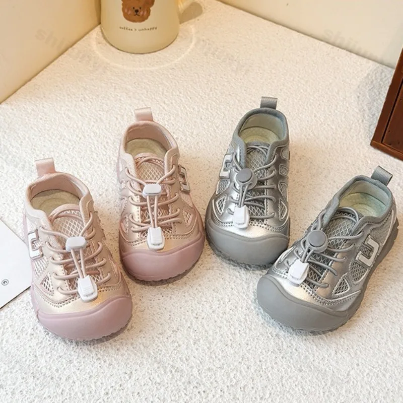 

Girls' Mesh Breathable Sandals 2025 Summer New Children Soft Soled Comfortable Outdoor Beach Shoes Fashion Trend Casual Sneakers