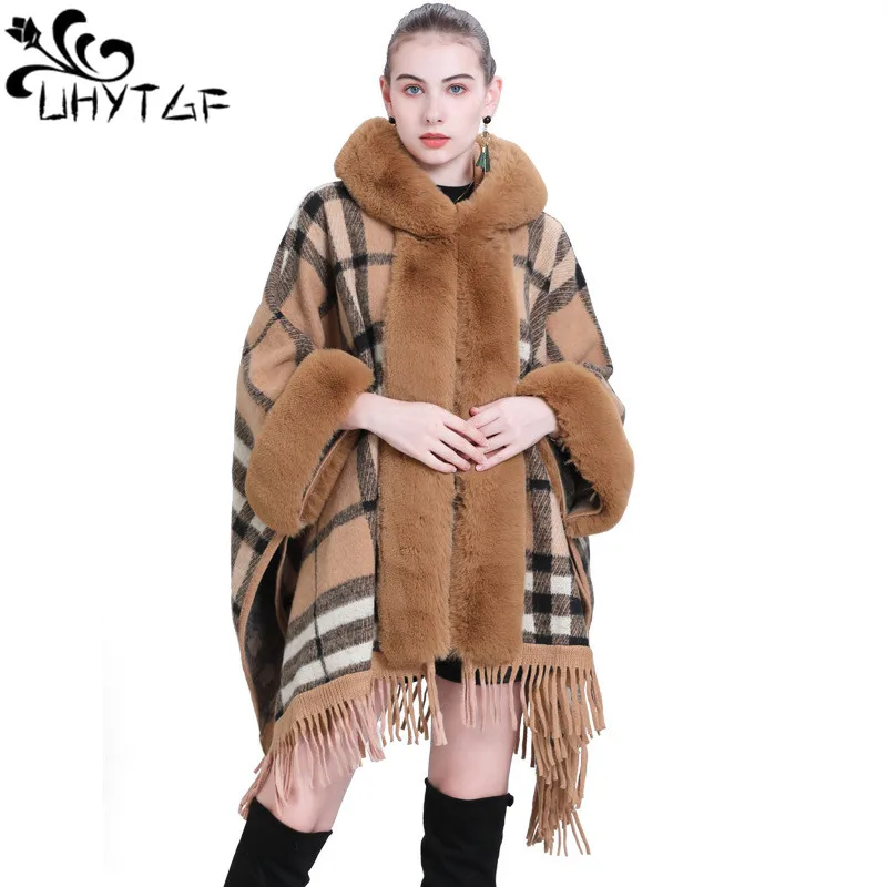 

UHYTGF Fashion Cloak Shawl Coat Women Fur Collar Plaid Hooded Tassel Knit Winter Jacket Female Plush Thick Casual Warm Tops 2419