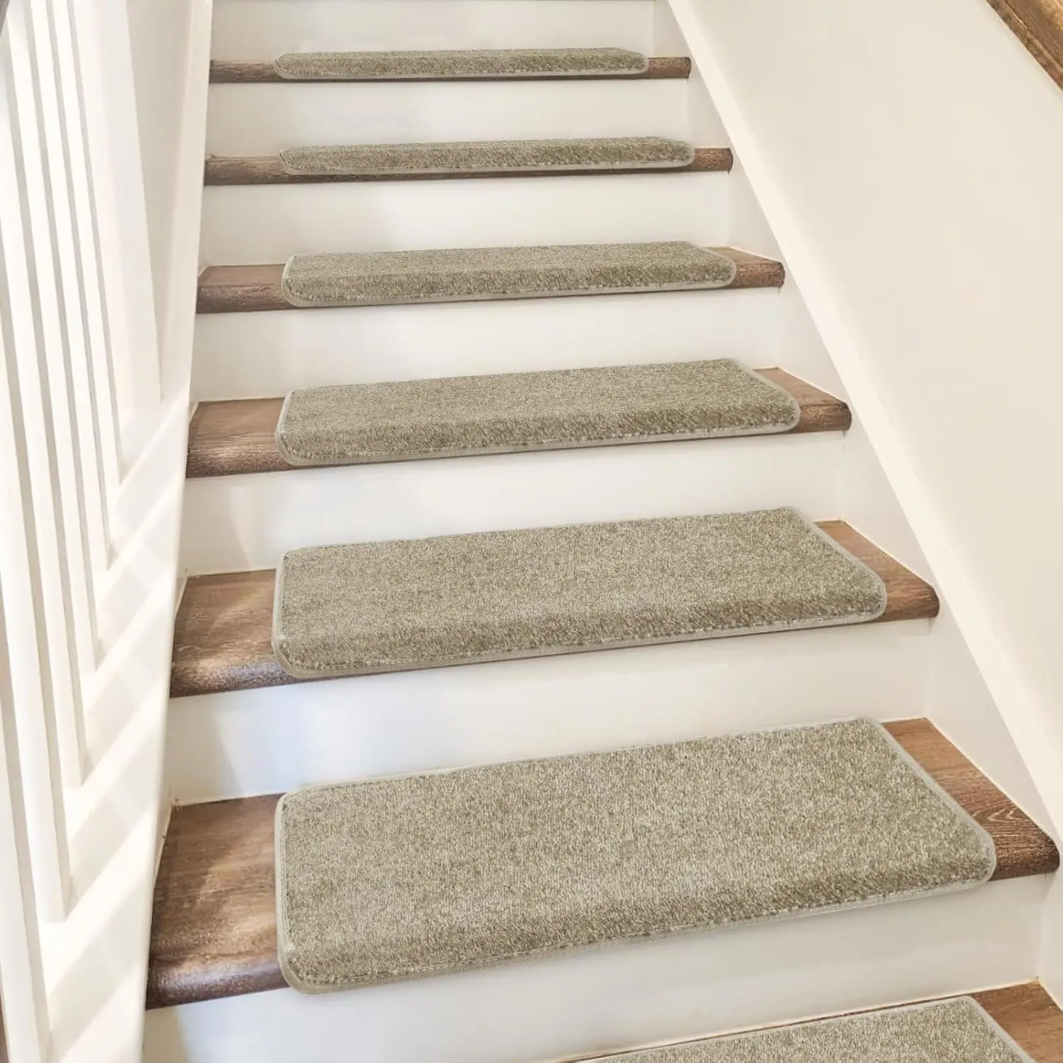 Bullnose Carpet Stair Treads for Wooden Steps  2/7/12/14/16/14+1 Pcs 30x9.5 Inch Self Adhesive Tape Free Non Slip Indoor Stair Protectors, Reduce Noise Carpet for Stairs, Washable and Reusable