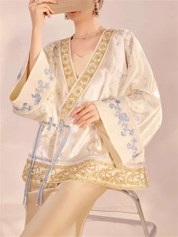 Primavera nuevo estilo chino con cuello en V borla hecha a mano un solo botón + mariposa exquisita chaqueta suelta bordada señora S-L