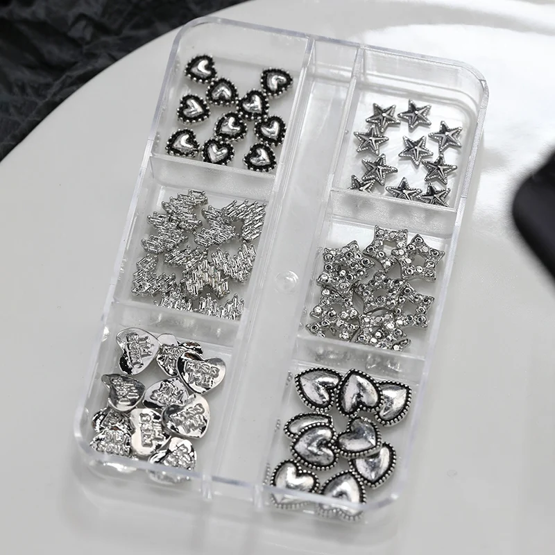 6-Compartment Alloy Heart & Five-Pointed Star Shape Nail Art Charm Boxed Metal Nail Rhinestones Ornament For Girls & Ladies