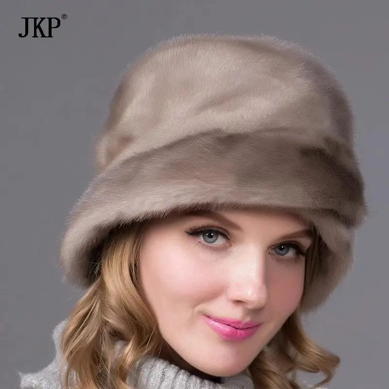 Beanies Fashion Cap Female Woman Hats Keep Warm Winter Hat Bonnets for Women Luxury Wedding Ceremony Elegant Real Mink Fur Caps