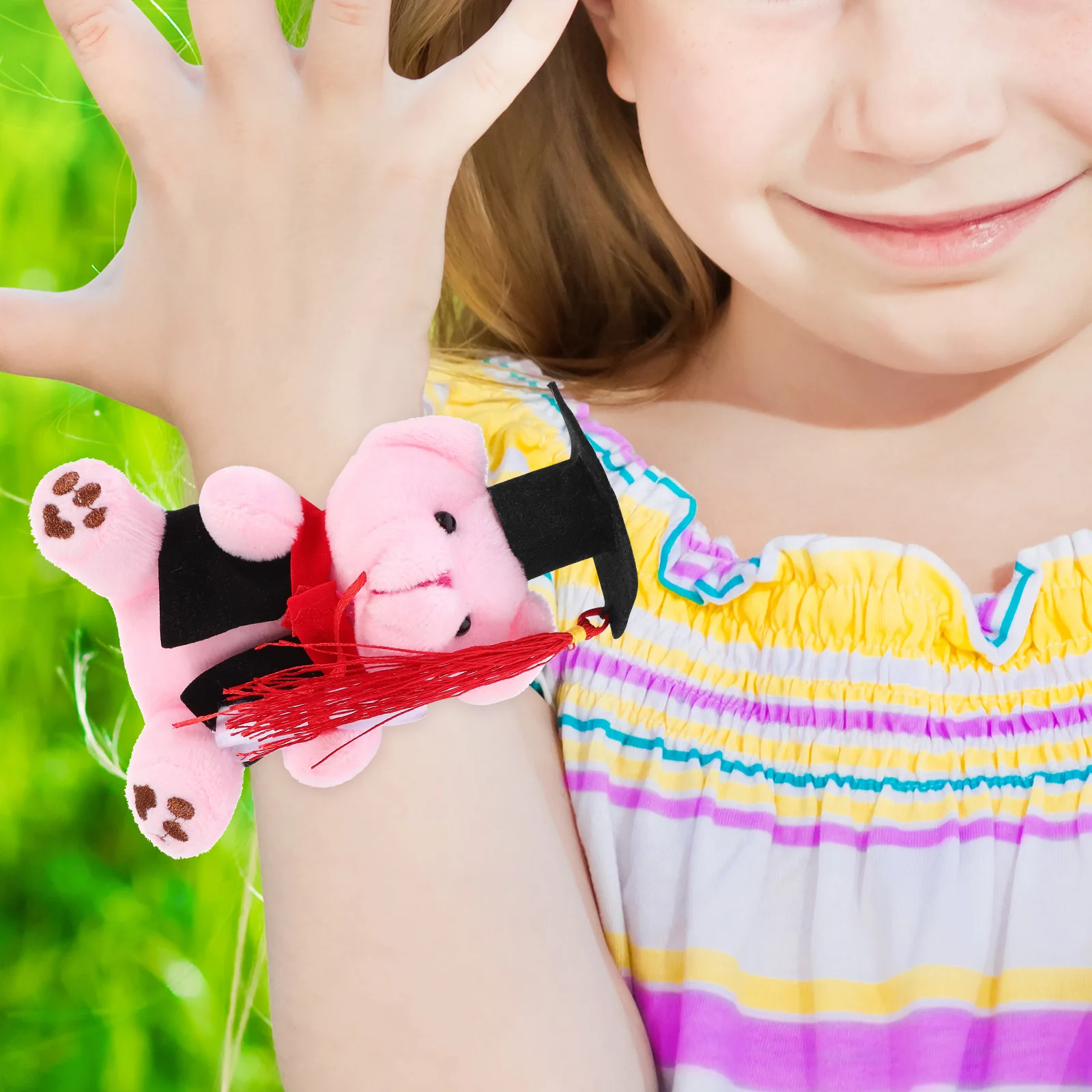 

Slap Wrist Band Graduation Bear Pattern Comfortable Stretchable Bracelet for Party Favors Festival Decoration Kids Gift