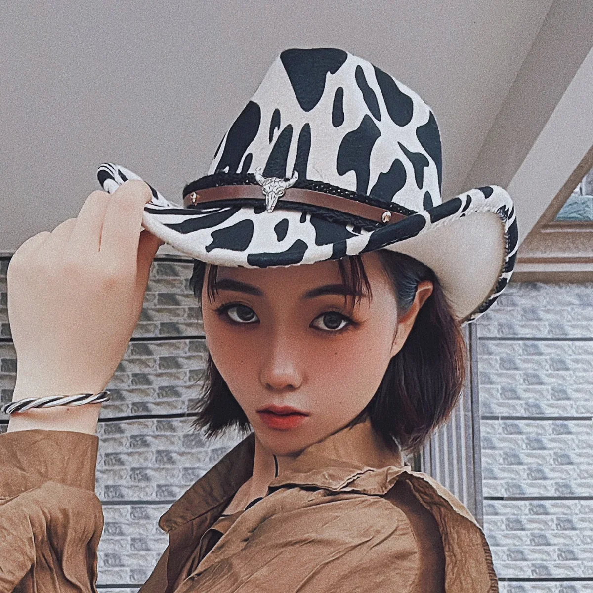 Western Cow Pattern Knight Hat With Bull Shaped Decor Cows Grassland Cowgirl Women Country Hat Travel Cowboy INS Men Felt Hats