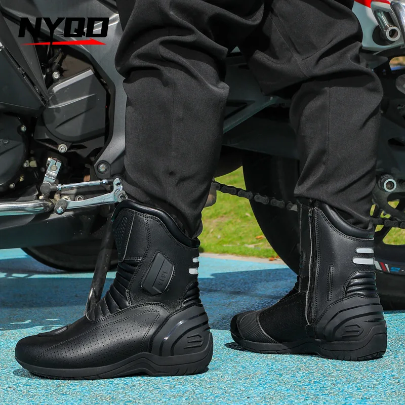 

JG WOLVES Locomotive Shoes Non-slip Locomotive Boots Waterproof Cushioning Daily Cavalry Commuter Shoes Riding Off-road