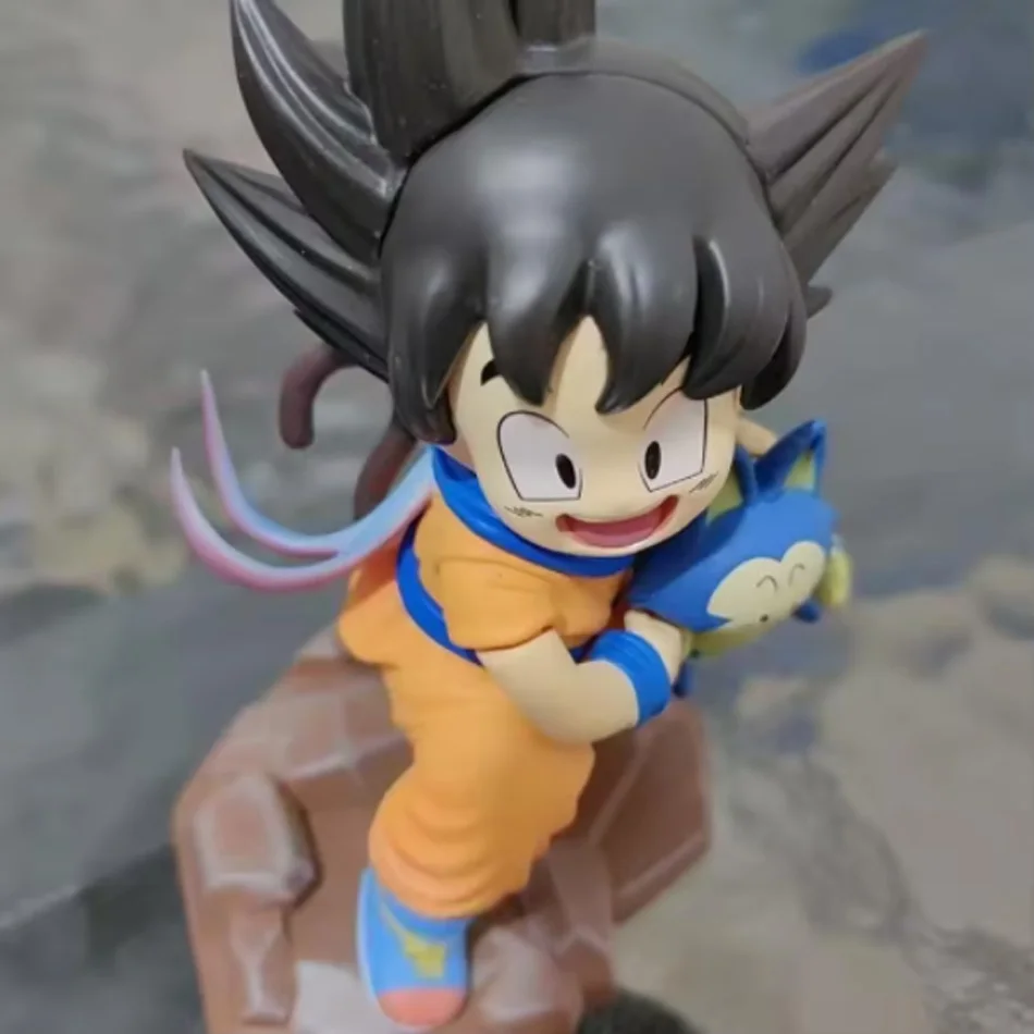 Top 14 cm Dragon Ball Puppe Kind Goku Figuren Goku Umarmung Pura Yamcha Anime Modell Pvc Sammlung Schreibtisch Dekoration Statue spielzeug Geschenk