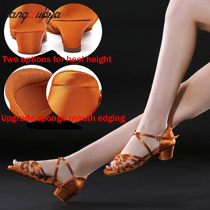 Neue Mädchen Latin Dance Schuhe Seide Kinder Ballsaal Tango Cha-cha Dance Weiche Sohle Salsa Praxis Schuhe Pelz unten Sandalen