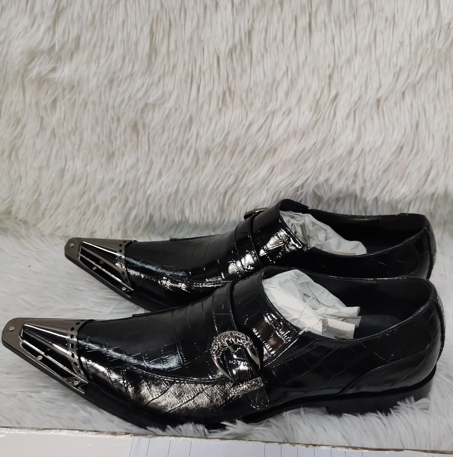 

Black Pointed Toe Men Business Shoes Luxury Design Belt Buckle Slip On Loafers Classic Male Party Wedding Dress Shoes