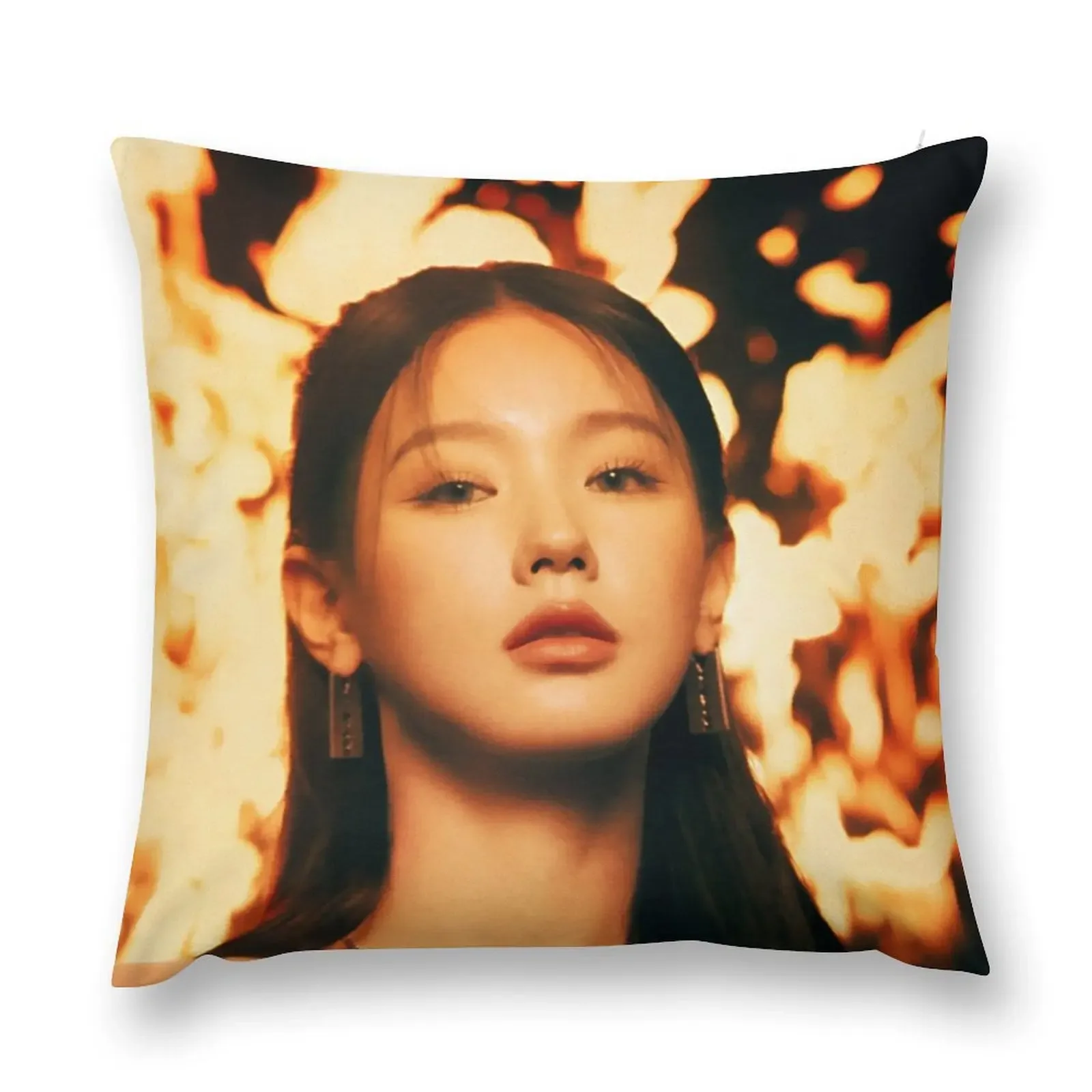 (G)-IDLE MIYEON - HEAT Throw Pillow Cushions For Sofa Luxury Pillow Cover pillow