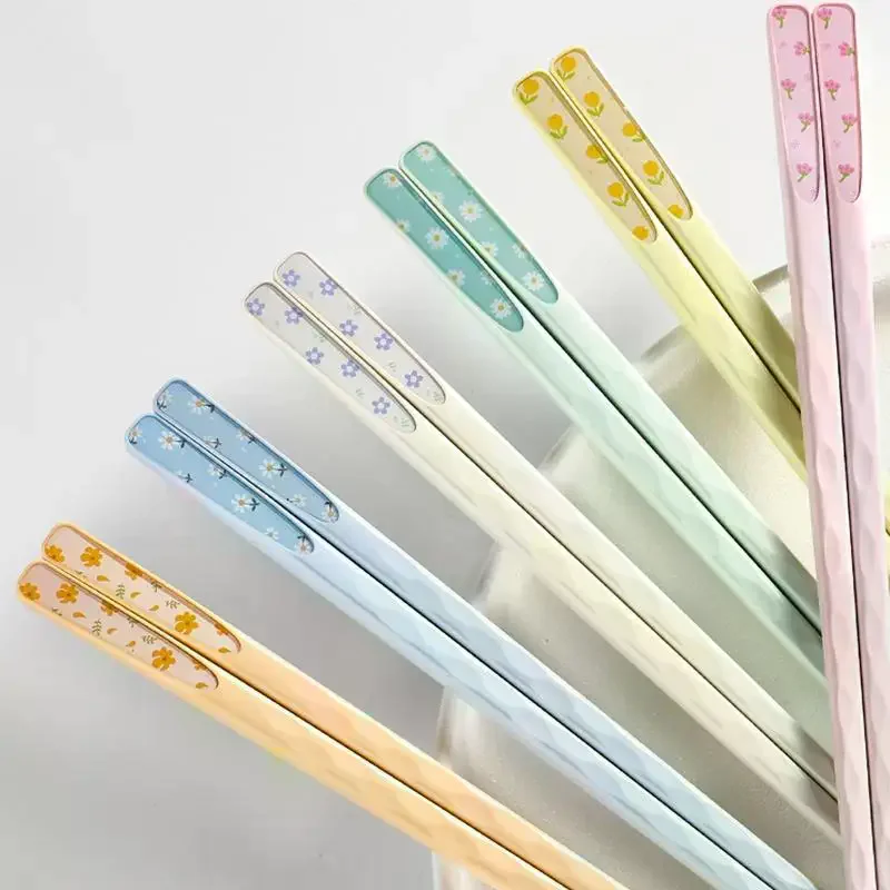5 Pairs Heat Resistant Colorful Fiberglass Chopsticks Dishwasher Safe Reusable for Sushi Asian Food Home Meals