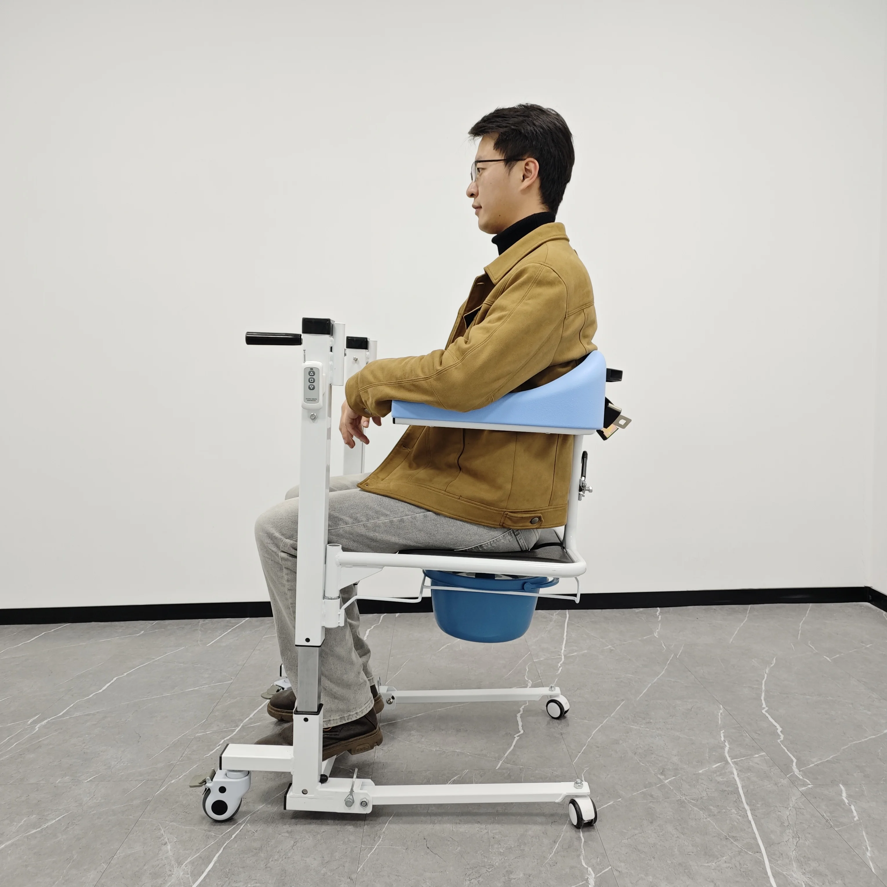 

Lift Wheelchair Toilet Commode Chair Electric Lifting Transfer Chair for Elderly and Disabled