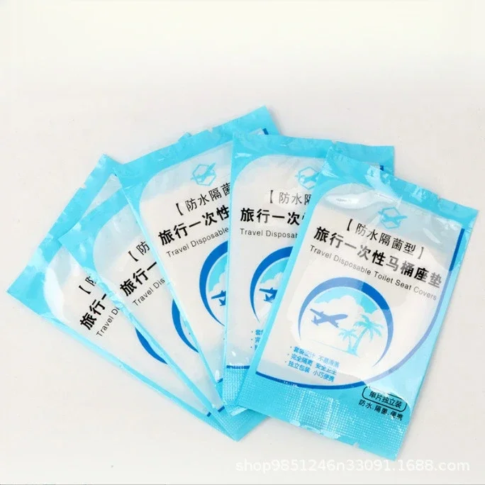 50/100 adet tek kullanımlık klozet kapağı Mat taşınabilir su geçirmez güvenlik klozet pedleri seyahat kamp banyo aksesuarları