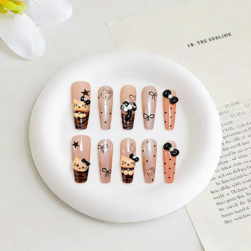 10 個/セット サンリオ手作りフレンチプレスオンネイル、キャラメルハローキティシリーズフェイクネイル、再利用可能で日常着に多用途