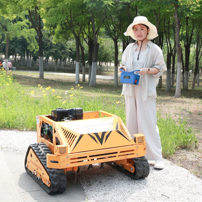 

Customized Safe Remote Control Lawn Mower Auto Stop Protection Ideal For Garden Villa Public Park Grass Trimming