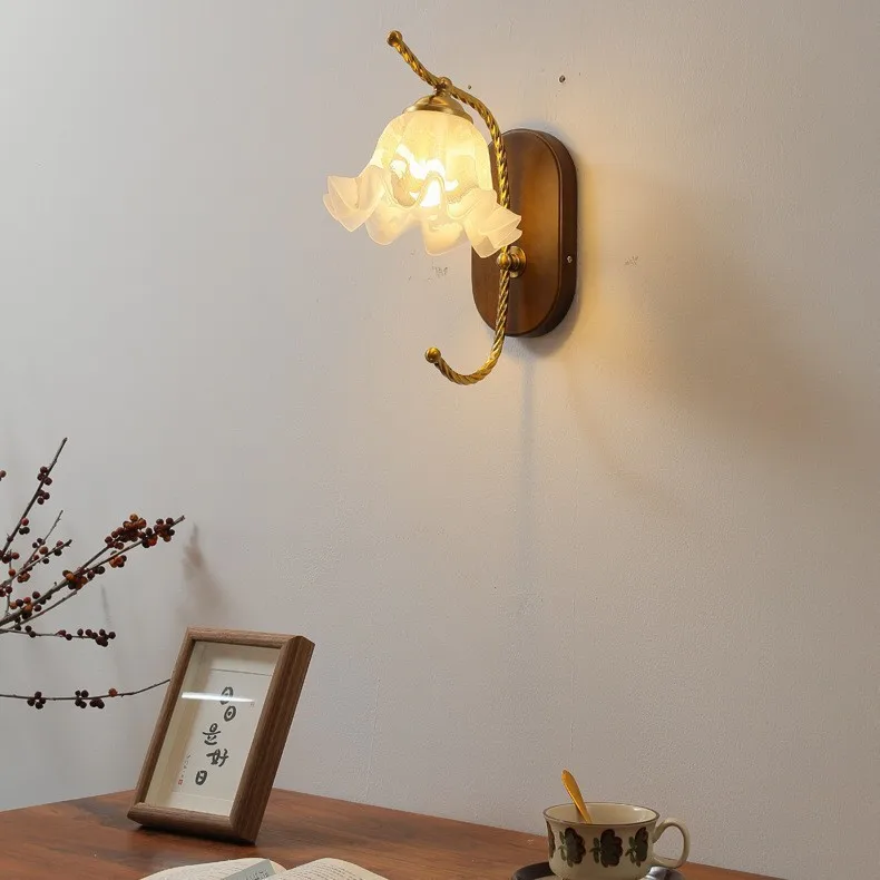 مصباح جداري للرياح من Wabi Sansi، أريكة غرفة المعيشة، حائط الخلفية، مصباح بجانب السرير لغرفة النوم الزجاجية الفاخرة في الريف الأمريكي