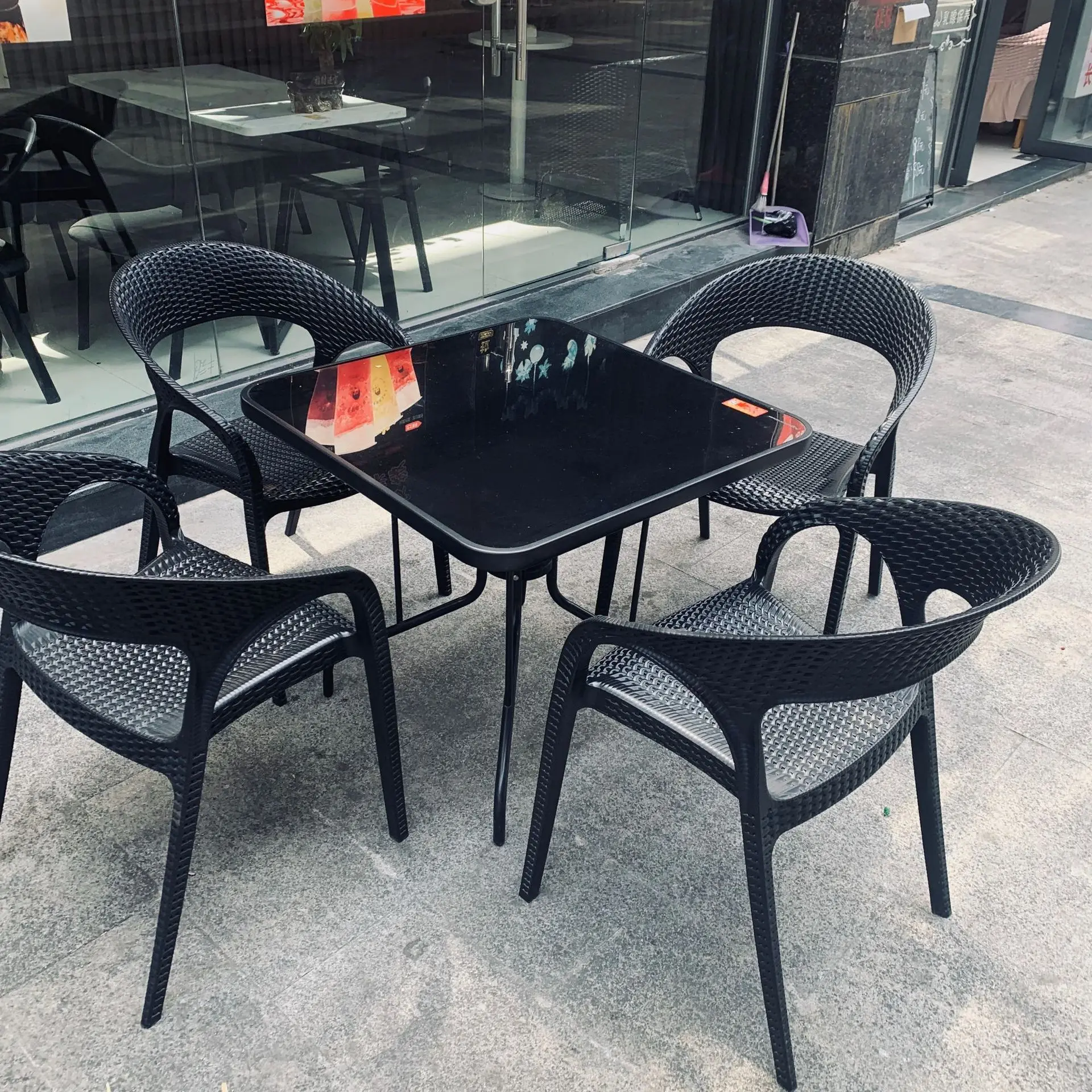 Outdoor courtyard stool leisure single chair balcony milk tea coffee shop courtyard garden outdoor dining chair