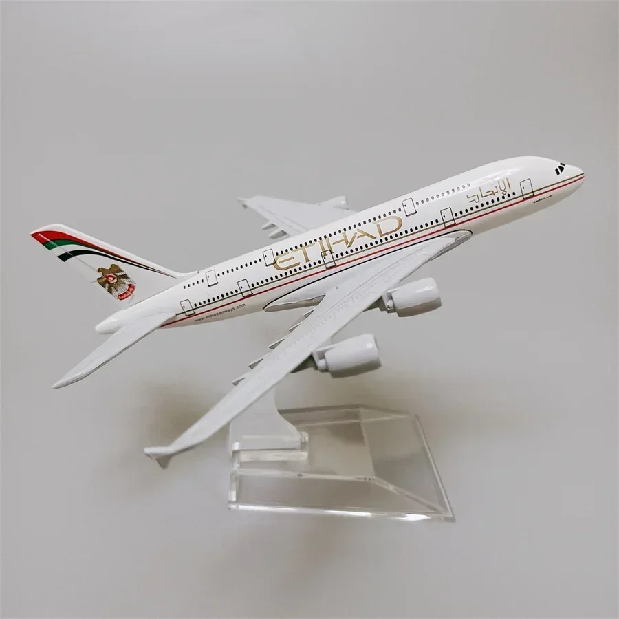 Model pesawat terbang stereo A380, pesawat terbang logam paduan Model etipan Airbus 380 Airways Diecast Model pesawat terbang dengan hadiah berdiri 16cm