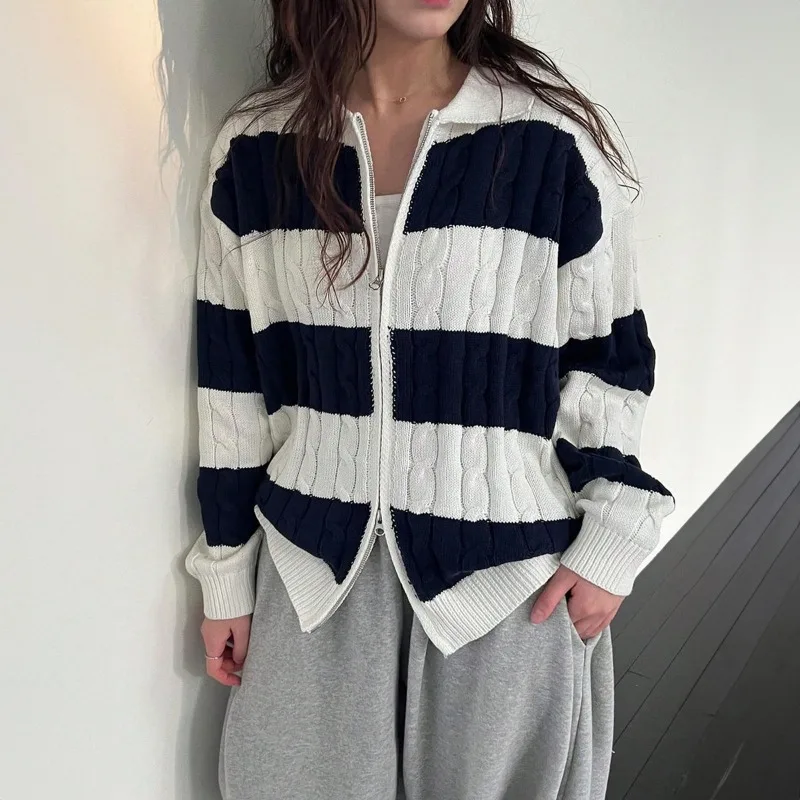 

Женский вязаный кардиган в полоску с застежкой-молнией и воротником-поло, свободный повседневный топ