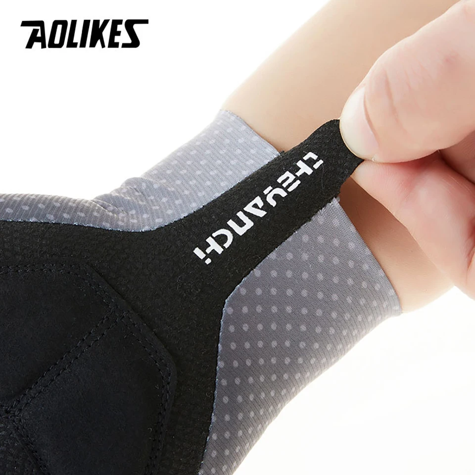 AOLIKES Cycling Half-finger Gloves Anti-slip Bicycle Mitten Men\'s Cycling Fingerless Gloves MTB Road Bike Summer Short Gloves