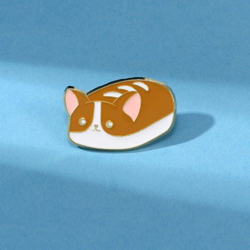 Creative Bread Dog Brooch Cute Corgi Small Animal Alloy Pin Badge For Students Backpack Decoration DIY Clothes Hat Scarf