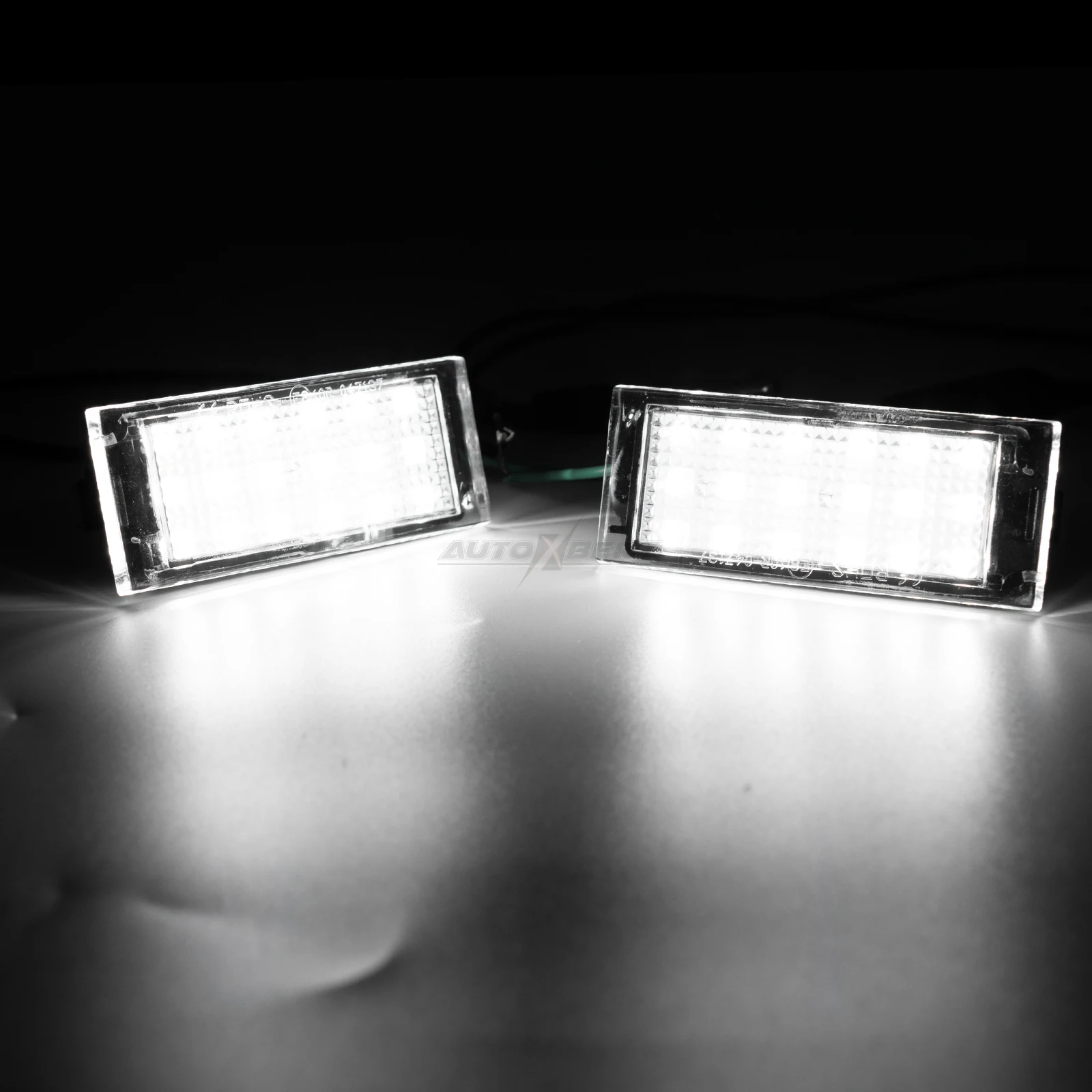 18LED Xenon White License Number Plate Light For Renault Clio 3 4 Espace 4 Laguna 2 3 Master 2 Vel Satis Car Exterior Tail Lamp
