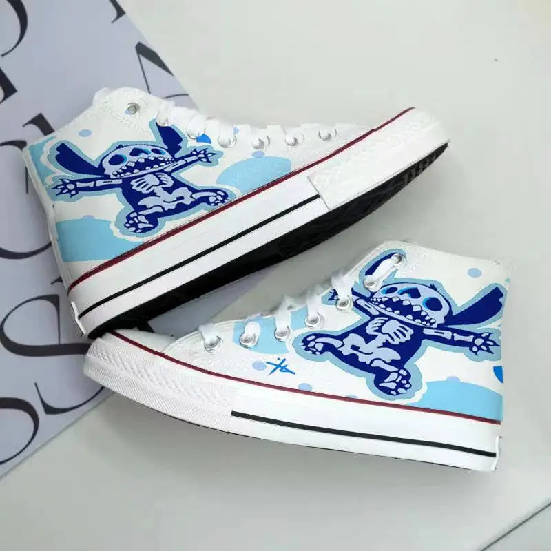 Zapatos de lona de puntada de Disney Kawaii, Zapatillas altas de dibujos animados para hombres y mujeres, zapatos versátiles de verano para parejas,