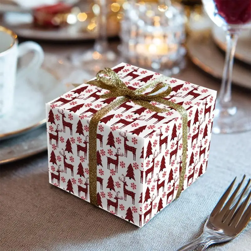 1 foglio di carta da regalo natalizia da 19,68x27,56 pollici può essere una carta da regalo fai-da-te adatta per le vacanze di Natale