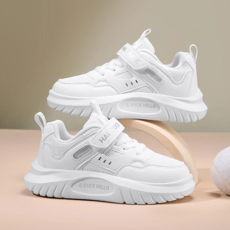 

A pair of children's four-season mesh sports shoes, breathable, comfortable, soft and casual shoes, size 28-37，HML-GD611