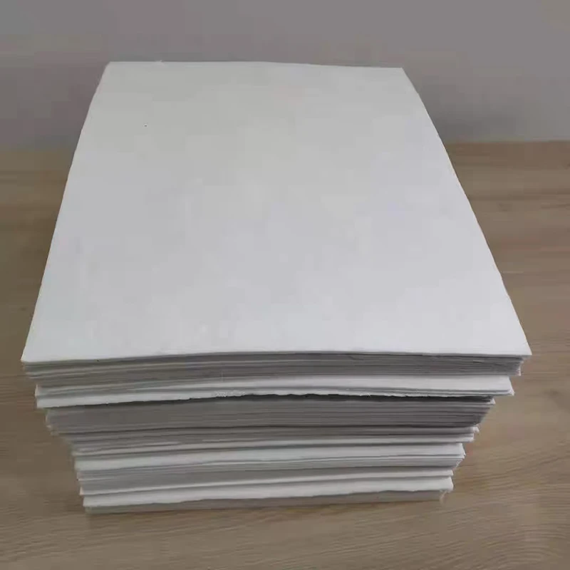 100% بولي بروبيلين أبيض ثقيل الوزن، وسادة ماصة فقط، وسادة استجابة لانسكاب الزيت