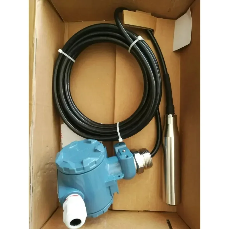 CYH-136 Input Liquid Level Transmitter 4.5 Meters Water Tank Liquid Level Gauge 4-20mA Water Level Sensor, Stable and Durable