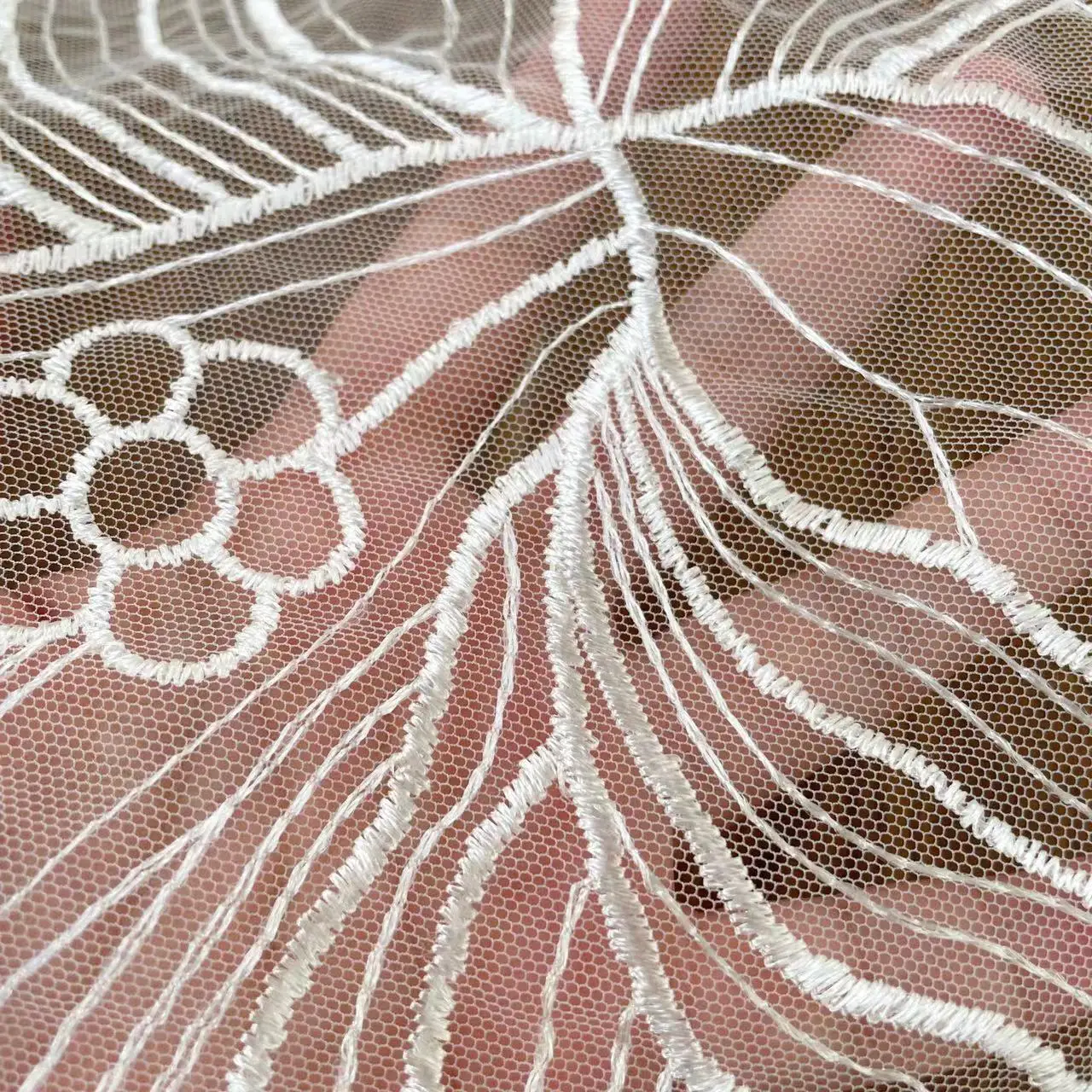 Free Shipping 1Yard Bridal Plain Lace Fabric Big Flower Wedding Dresses Polyester Mesh Tulle DIY Sewing Accessories 130cm