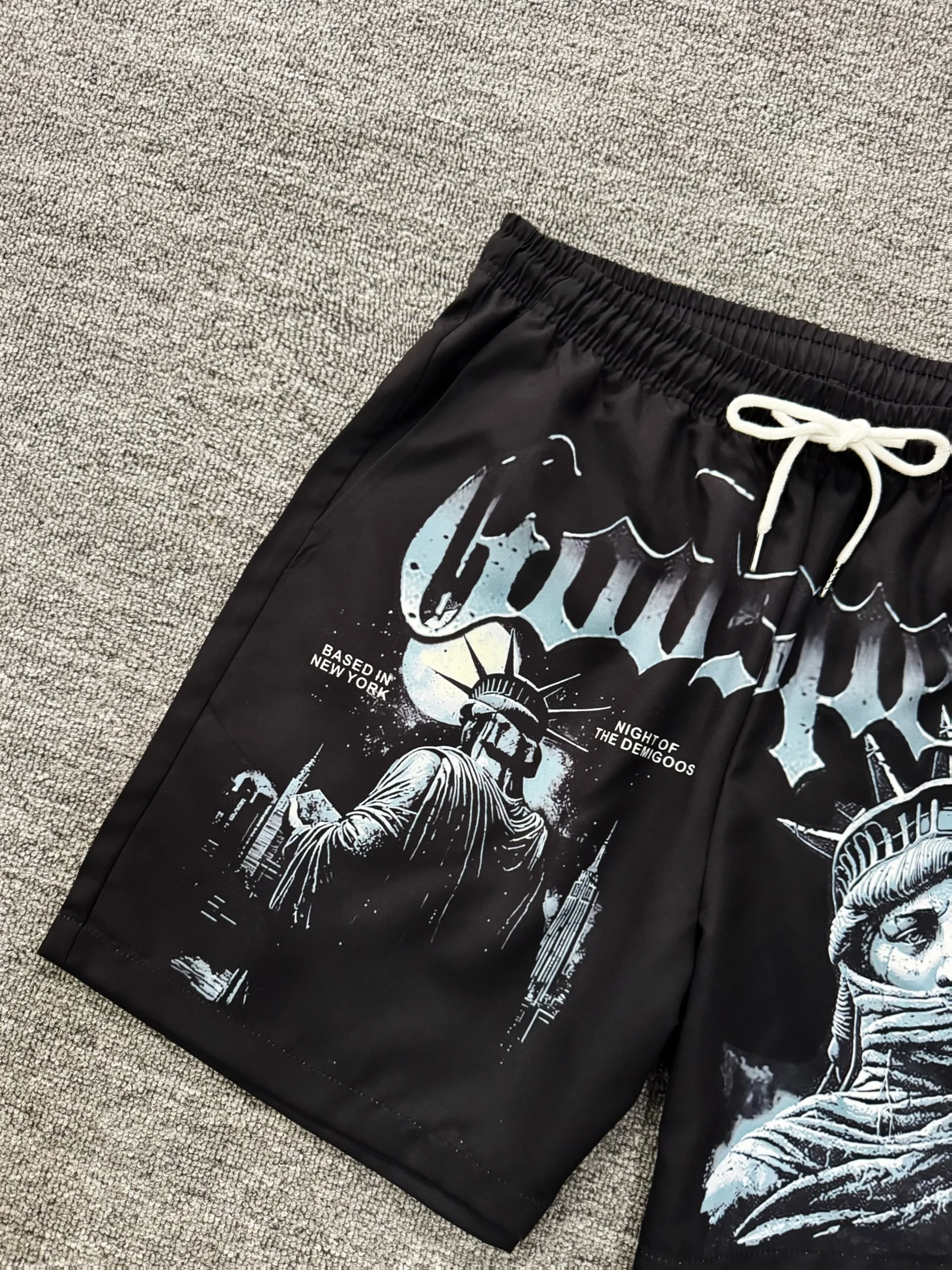 Men's Black Gothic Statue of Liberty Print Drawstring Shorts Dark Streetwear Loose Fit Casual Summer Gym Athletic Shorts for Men