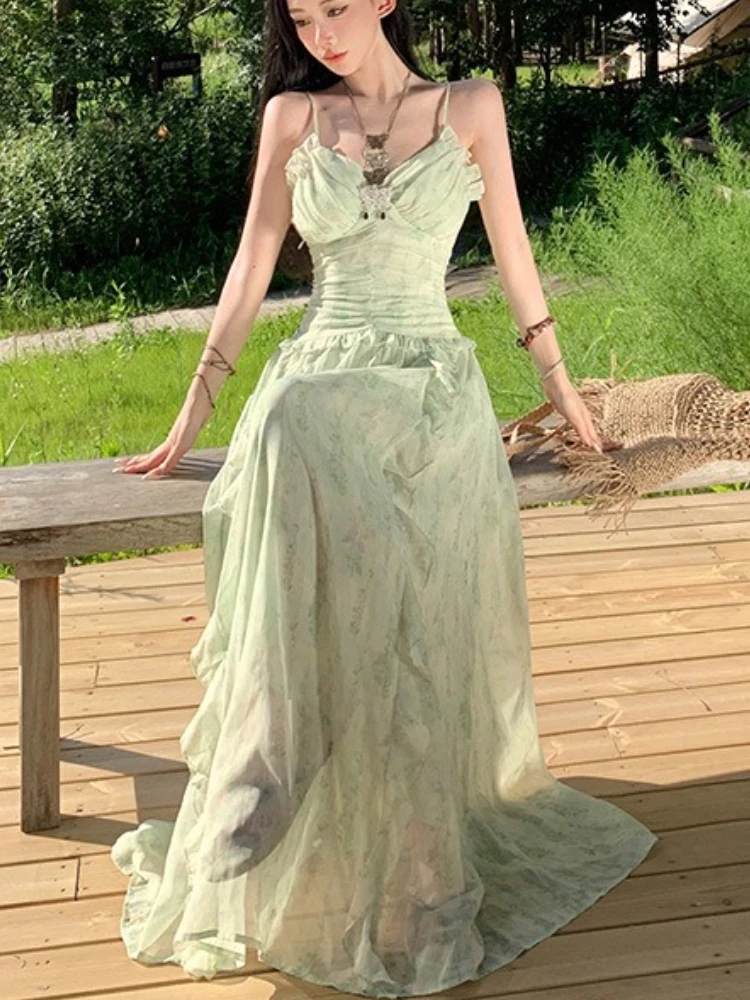 คอวีเอวสูงฝรั่งเศสสไตล์วันหยุดมิ้นท์สีเขียวดอกไม้ชุดเดรสสายรัดปาเก็ตตี้สไตล์เกาหลีฤดูร้อนนัวเนียกุ๊นชุดMaxi