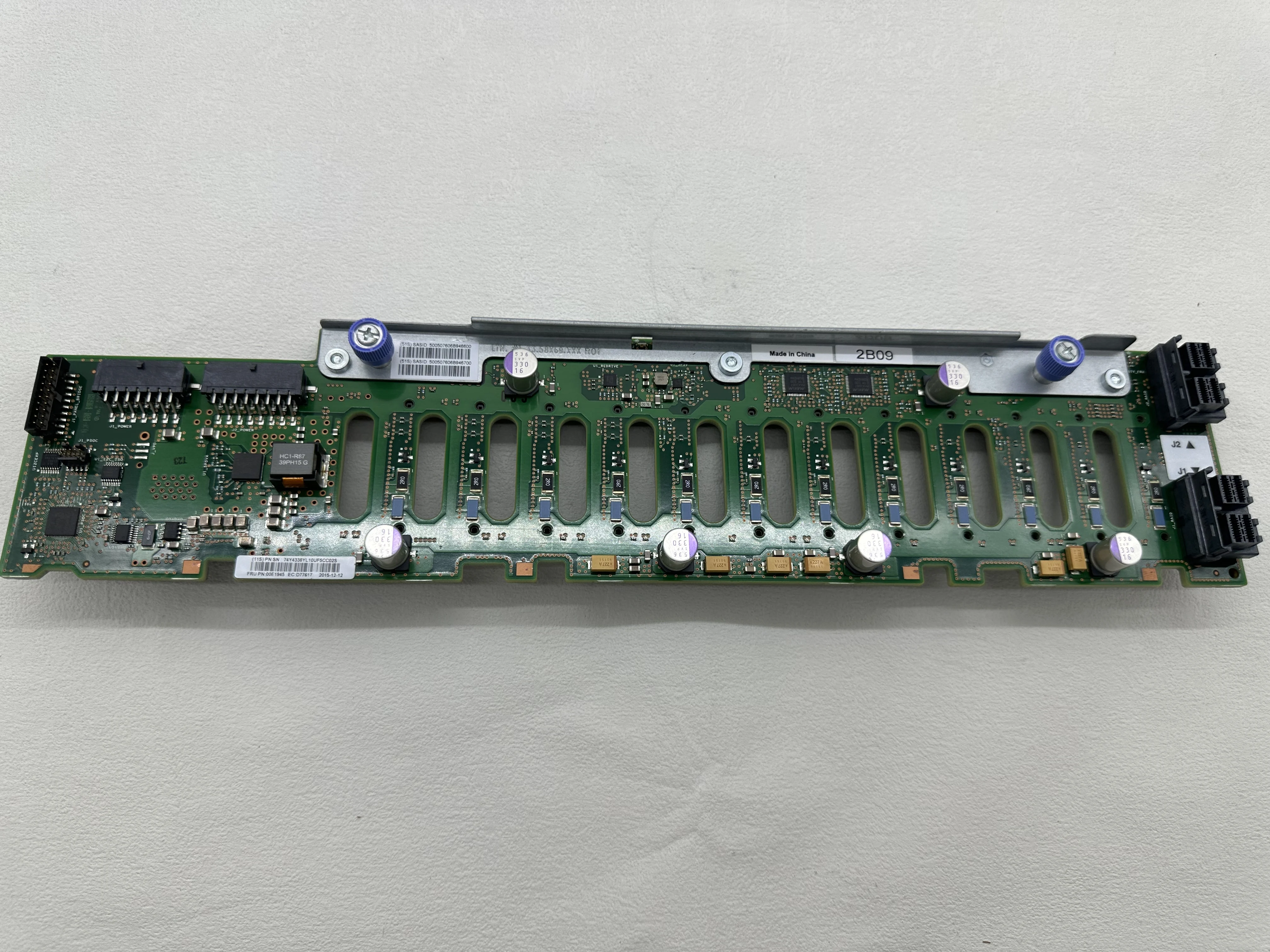 00E1945 12-Bay SAS SFF-3 Disk Drive Backplane