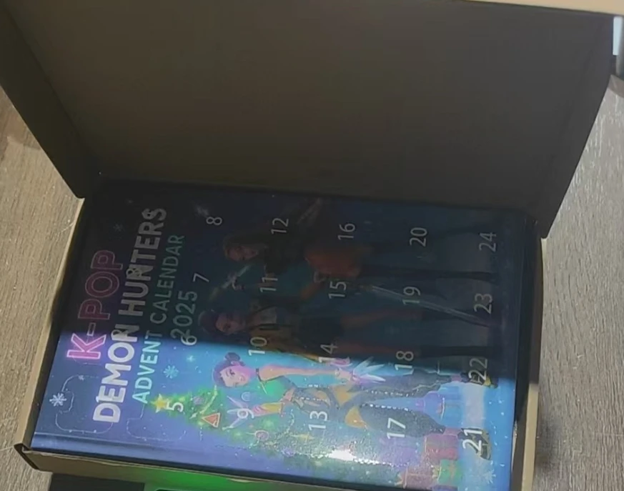 جديد Kpop شيطان الصيادين تقويم القدوم K البوب شيطان الصيادين رومي ميرا زوي النمر عيد الميلاد العد التنازلي تقويم القدوم هدية 24 يوما #5