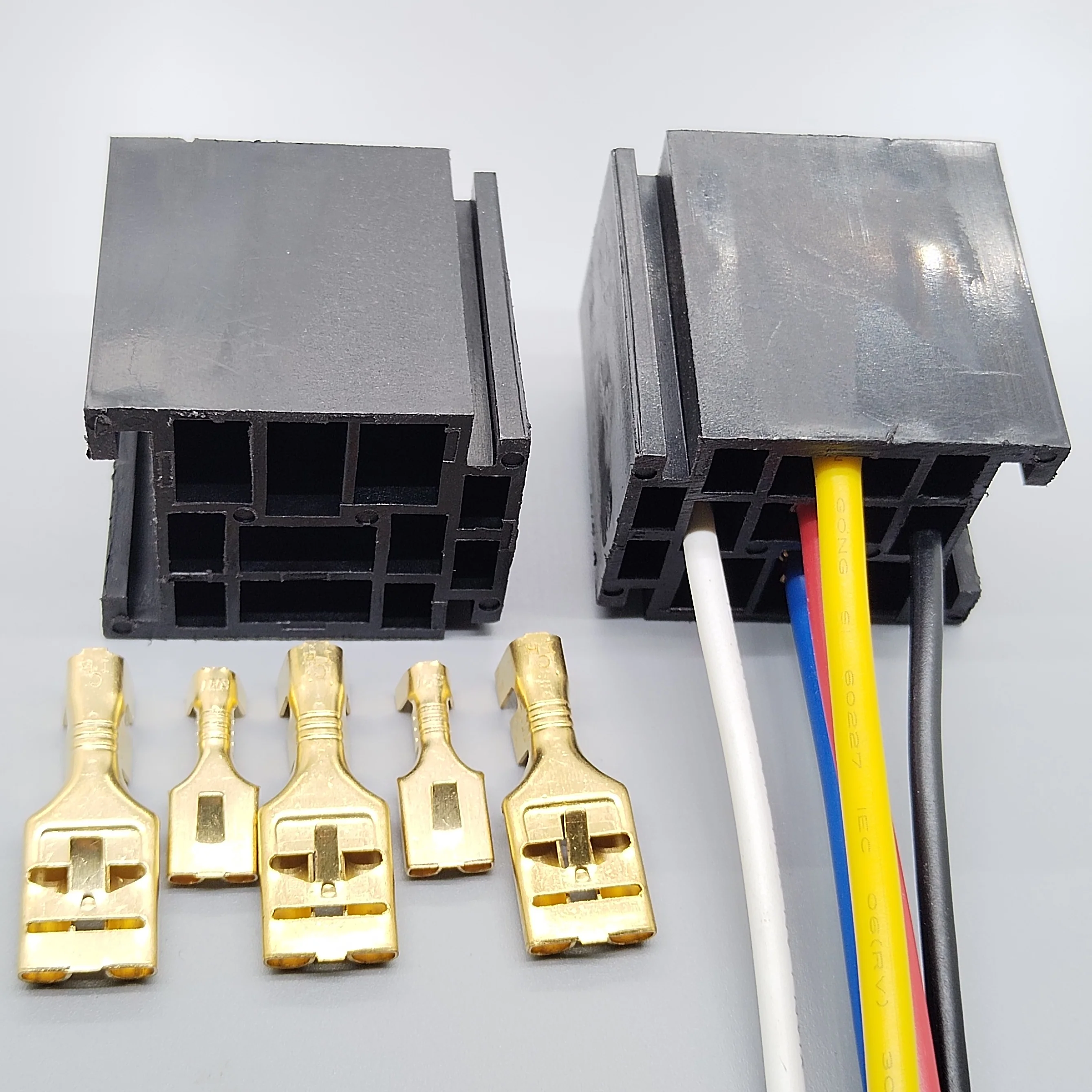 5Pin Auto Relay Socket 12V 80A for Universal Vehicles Headlamp Fuel Pump Wiring Repair car connector