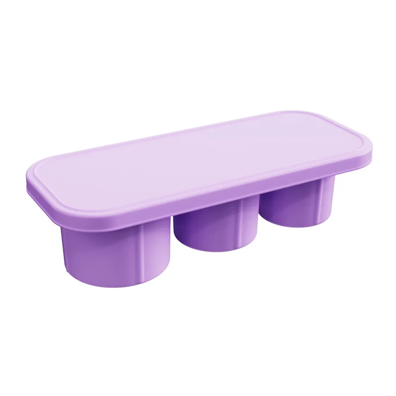 النوع الجديد من قالب الثلج المصنوع من السيليكون على شكل مكعبات الثلج مع غطاء سهل التشكيل