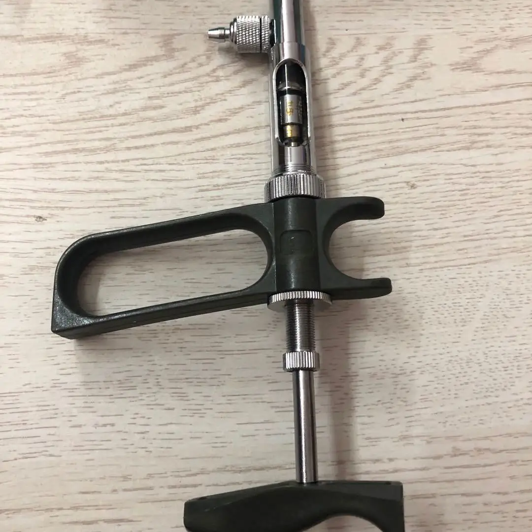 Automatic quantitative and adjustable dose syringe for animal use, vaccine injection gun, epidemic prevention syringe