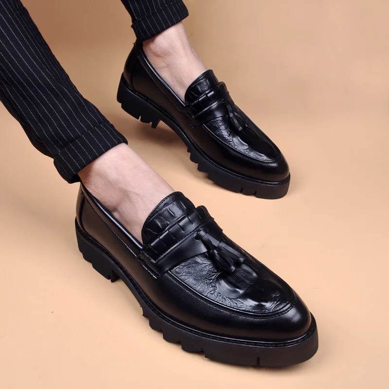 Korean style men casual business wedding formal dress genuine leather tassels shoes slip-on driving shoe black platform loafers