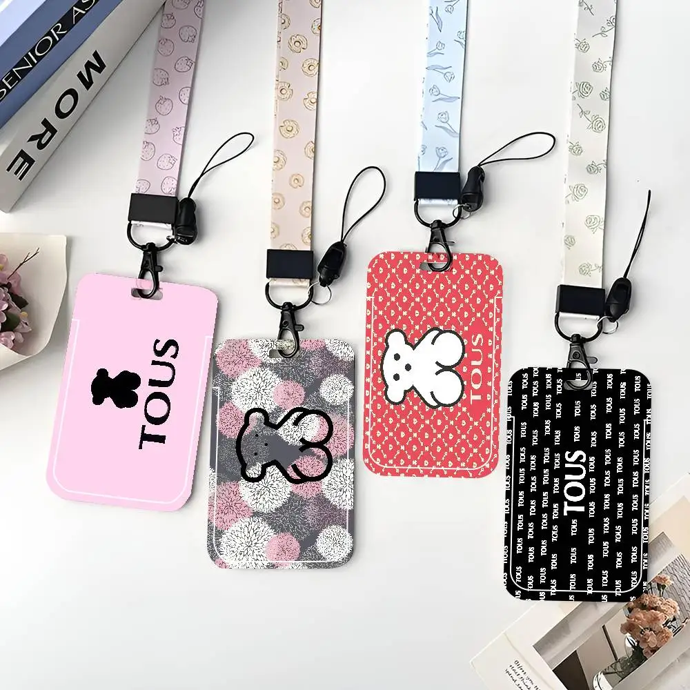 

Милый чехол для карт T-TOUSes в виде медведя: для ID-карт, школьных пропусков, проездных и карт питания, с удобным механизмом выталкивания.