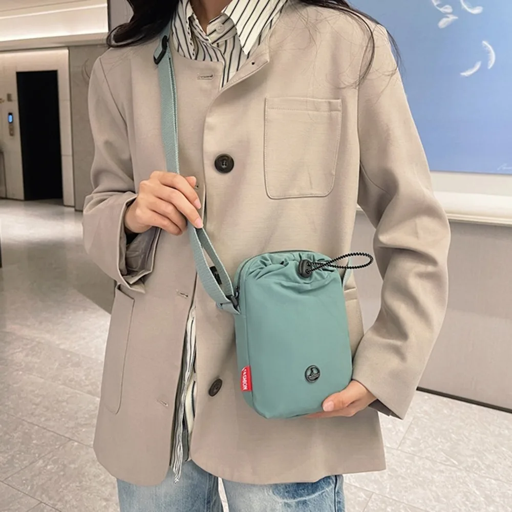 

Multifunctional Mini Nylon Mobile Phone Bag Casual Ultra-light Crossbody Water Bottle Bag Zipper Storage Bag Single Shoulder Bag