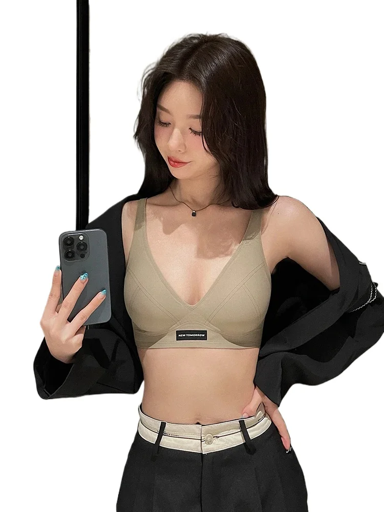 

KUCLUTJapanese Milk-Skin Bralette - Wireless Summer Bras for Small Chest Traceless Lift Soft Jelly Support Back Tuck Technology